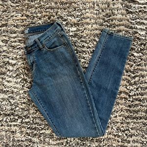 New Old Navy The Flirt Straight Skinny Blue Jeans